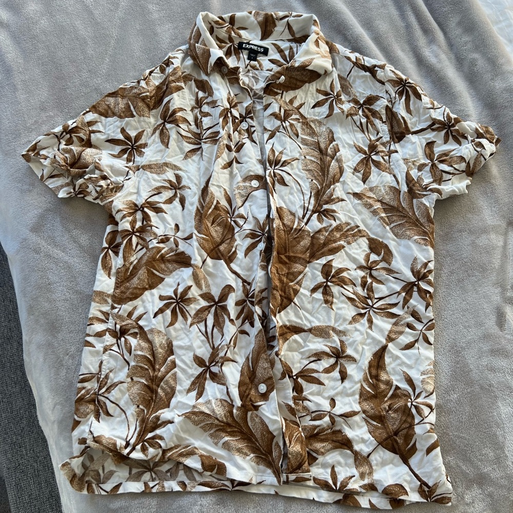 Express Hawaiian button up